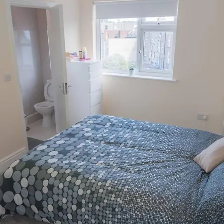Apartment 2 Bedroom In City Centre Dublin